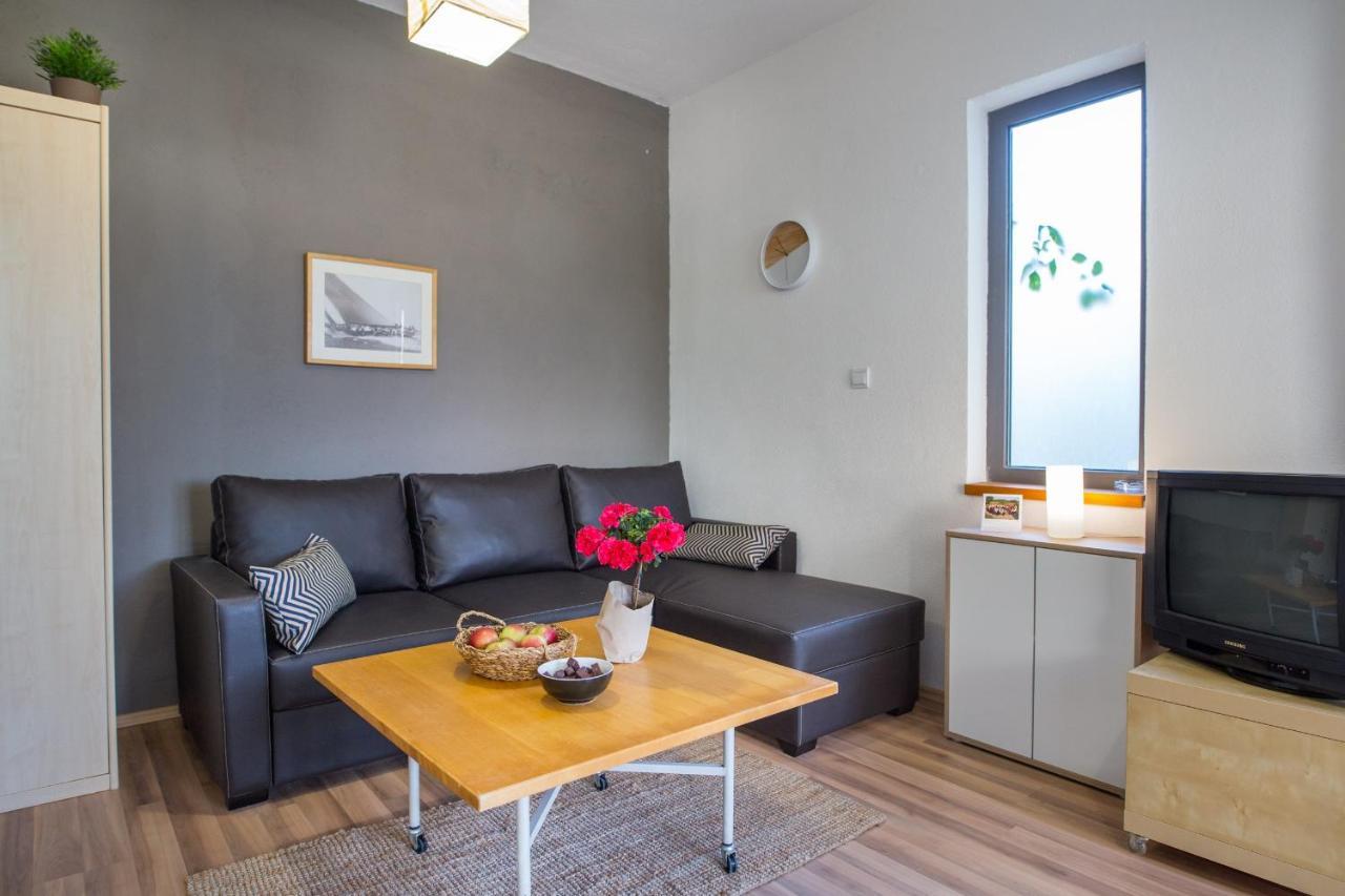 Apartment Peaceful Oasis Макарска Экстерьер фото