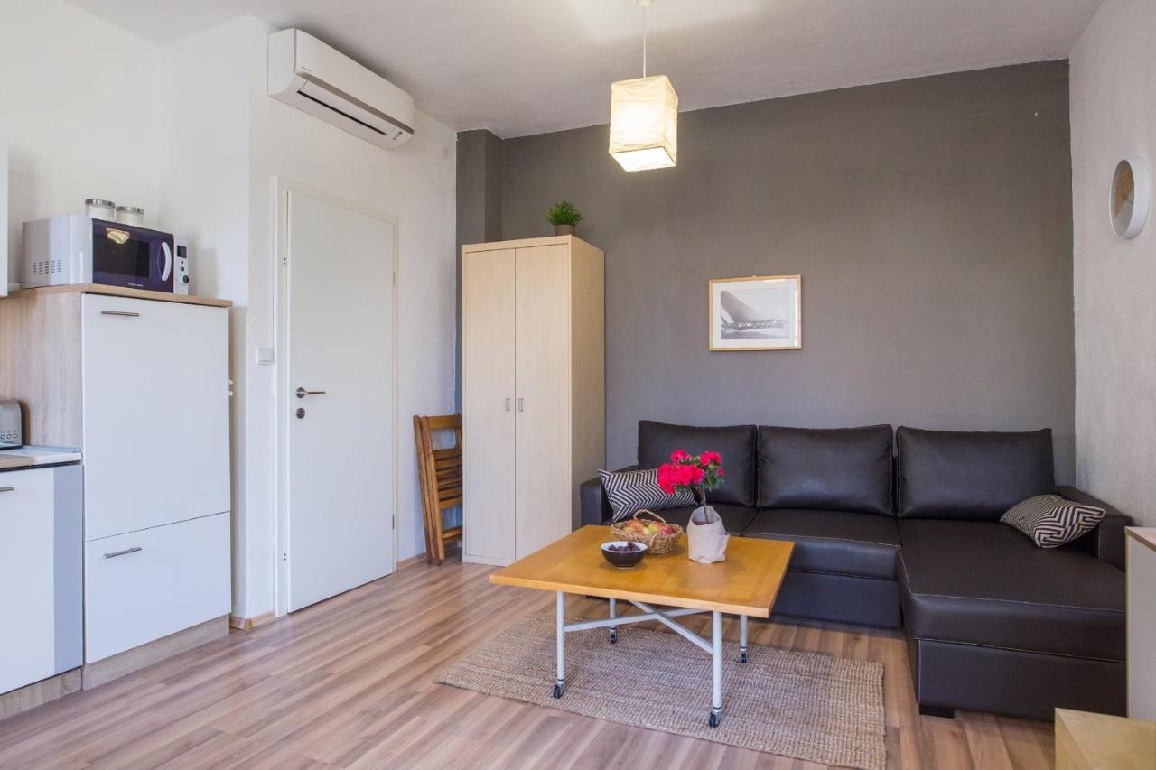 Apartment Peaceful Oasis Макарска Экстерьер фото